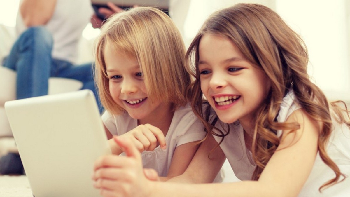 In Ukraine, it will be possible to change the place of residence of children online through the portal "Diya"